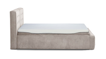 Loreyn Bed